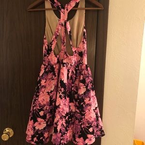 New with tag Art & Co floral Dress  Size Small